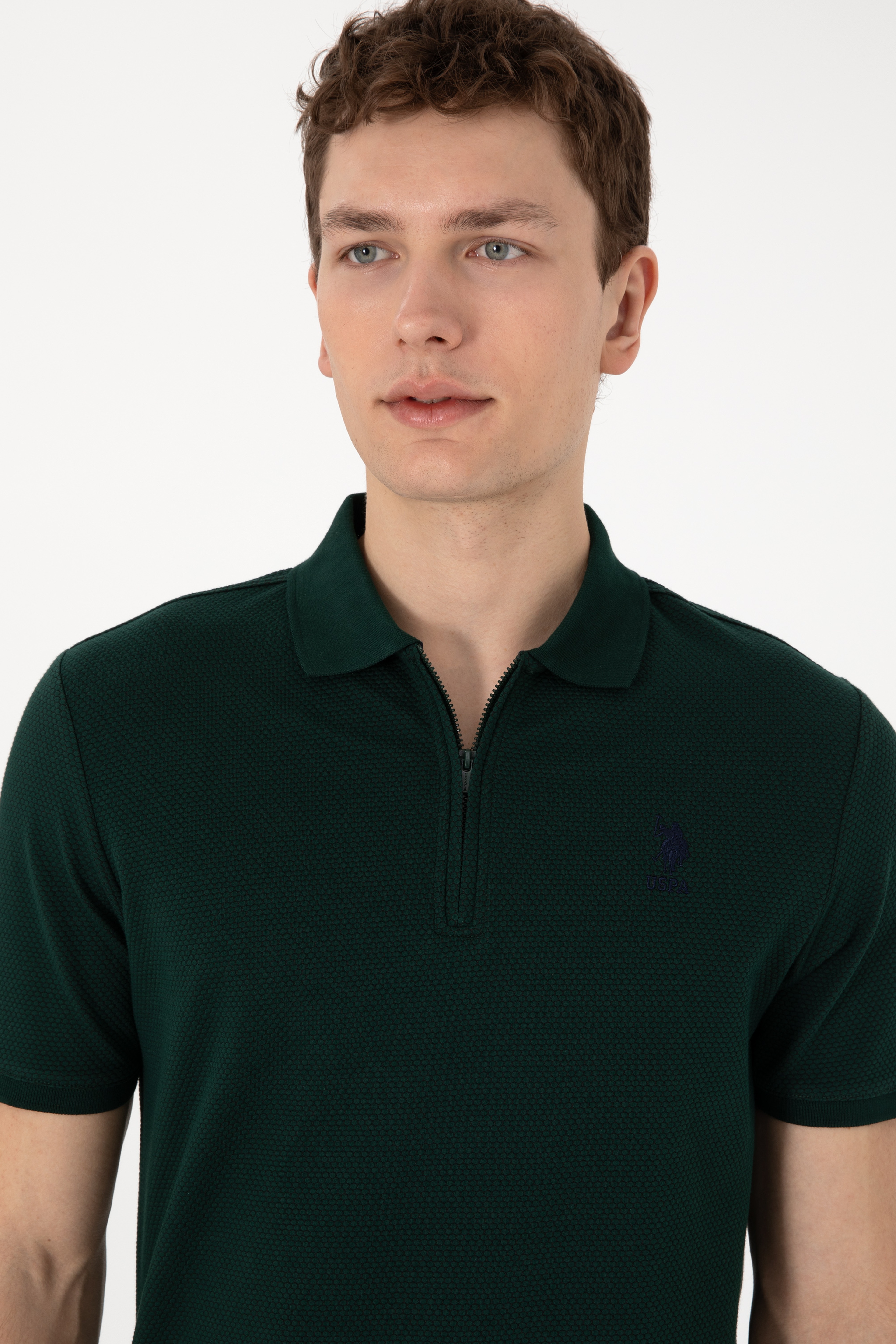 Erkek Regular Fit Fermuarlı Koyu Yeşil Dokulu Tişört - Image 2