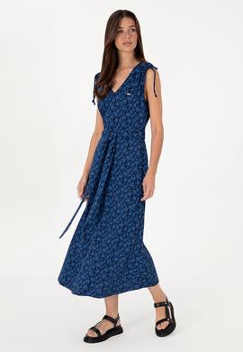 Kadın Lacivert Desenli V Yaka Midi Boy Örme Elbise - 50306734012