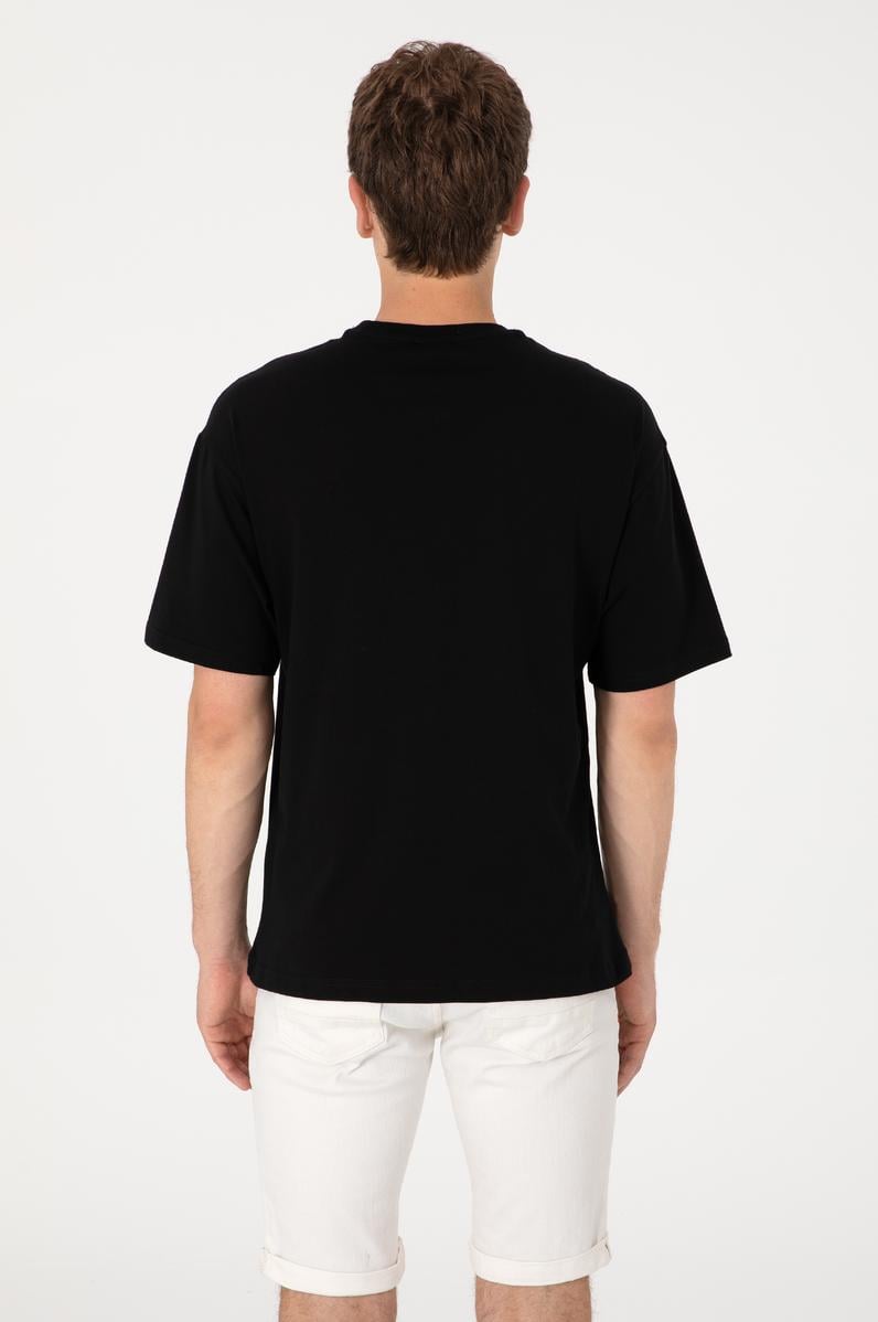 Erkek Comfort Fit Bisiklet Yaka Siyah Tişört