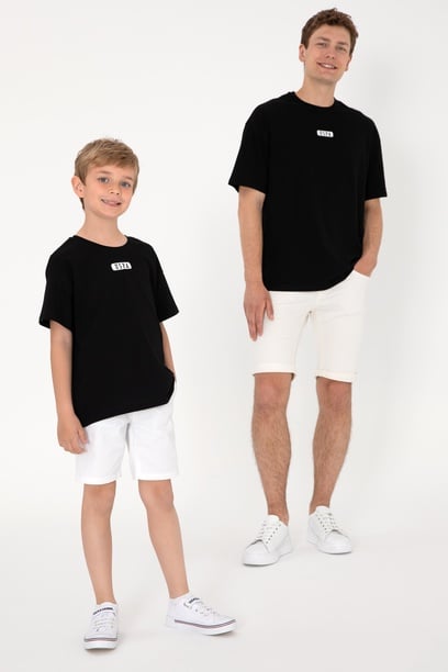 Erkek Çocuk Siyah Oversize Bisiklet Yaka Tişört