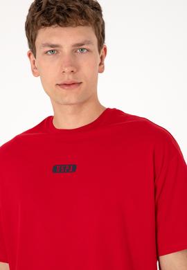 Erkek Oversize Fit Bisiklet Yaka Kırmızı Tişört - 50305923067