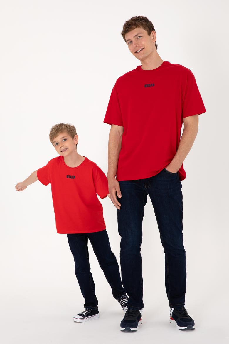 Erkek Oversize Fit Bisiklet Yaka Kırmızı Tişört - 50305923067