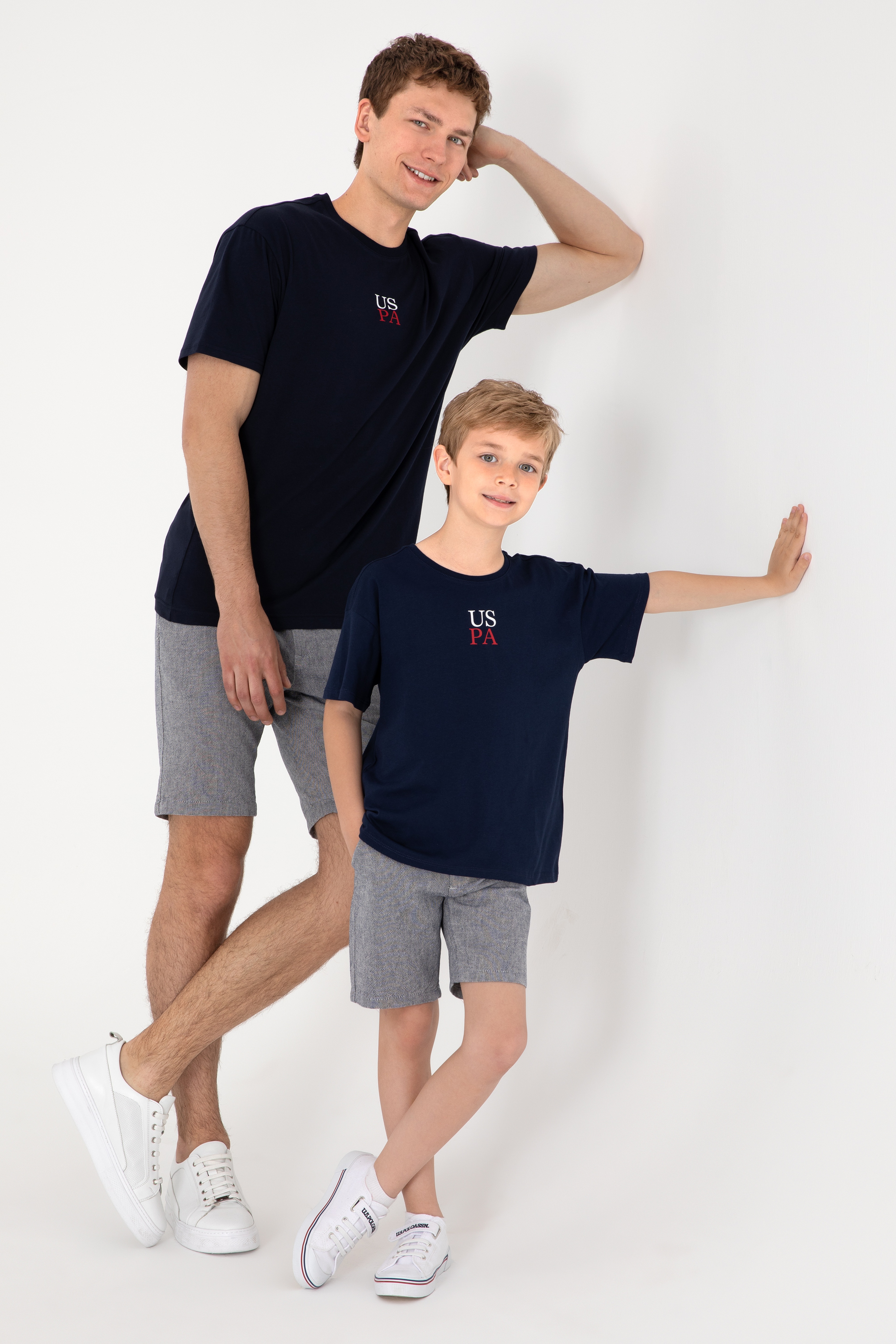 Erkek Comfort Fit Bisiklet Yaka Lacivert Tişört - Image 2