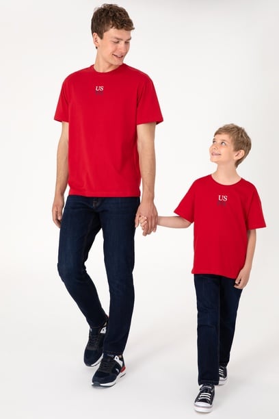 Erkek Comfort Fit Bisiklet Yaka Kırmızı Tişört