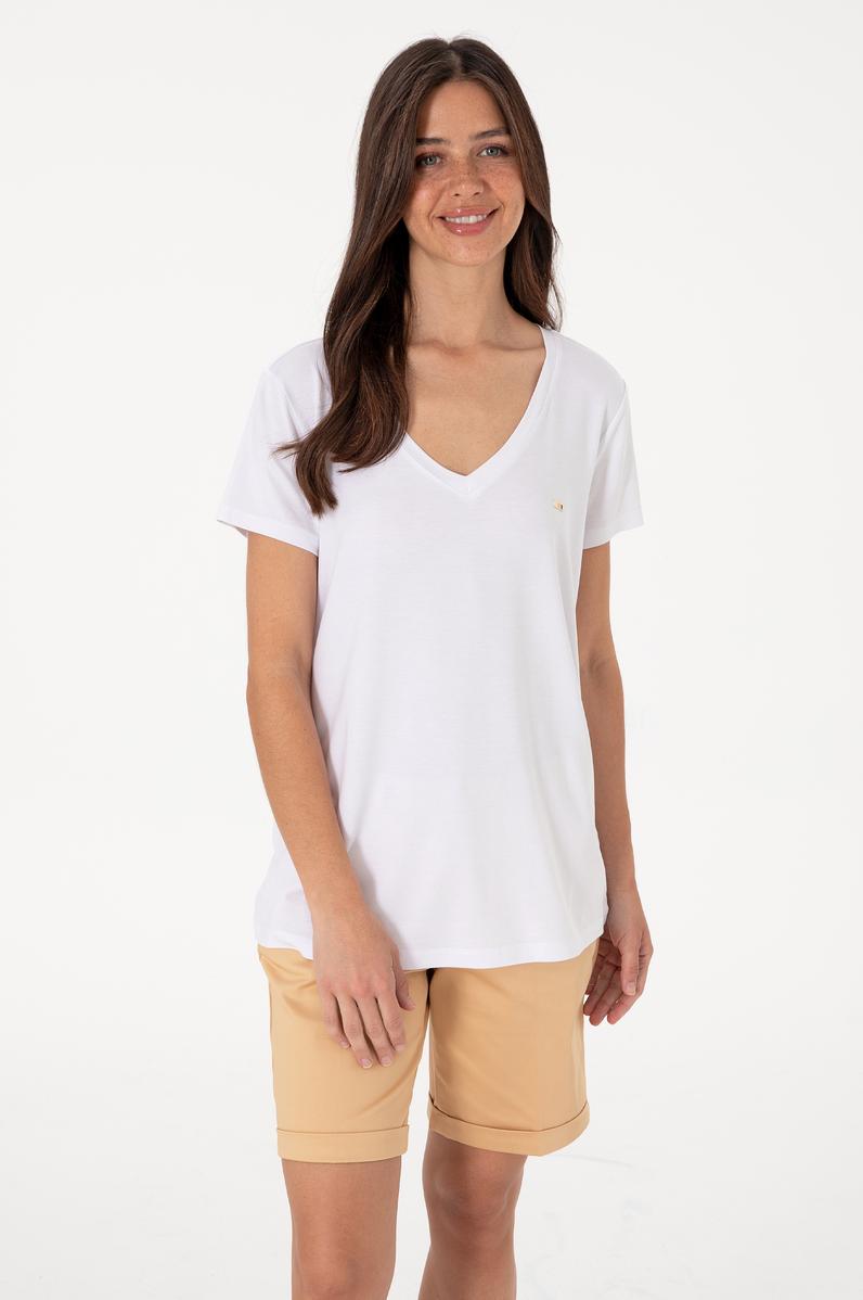Kadın Beyaz Modal Karışımlı V Yaka Basic Tişört
