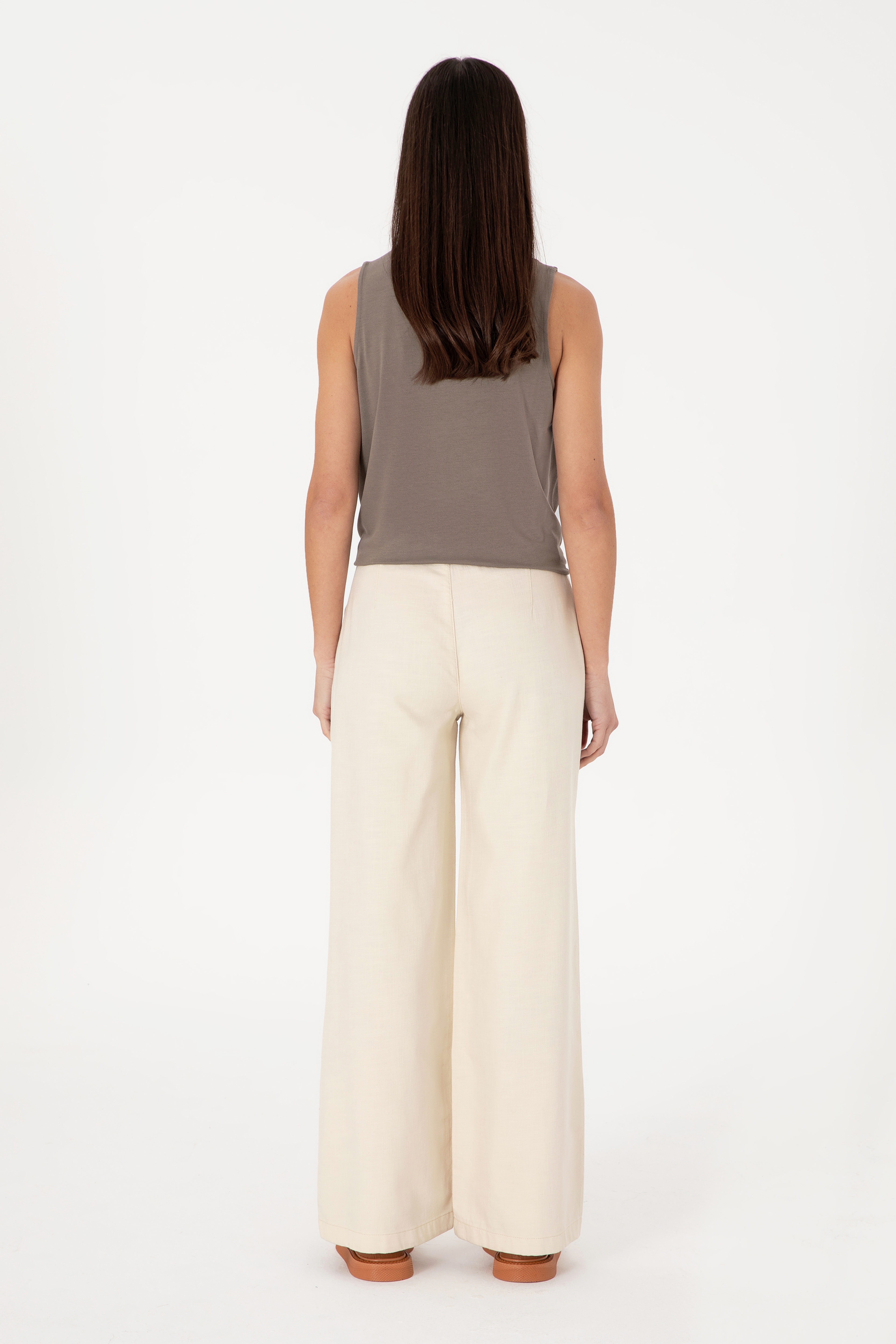 Kadın Ekru Loose Fit Kanvas Pantolon - Image 4