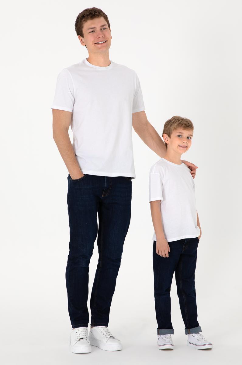 Erkek Çocuk Beyaz Comfort Bisiklet Yaka Tişört