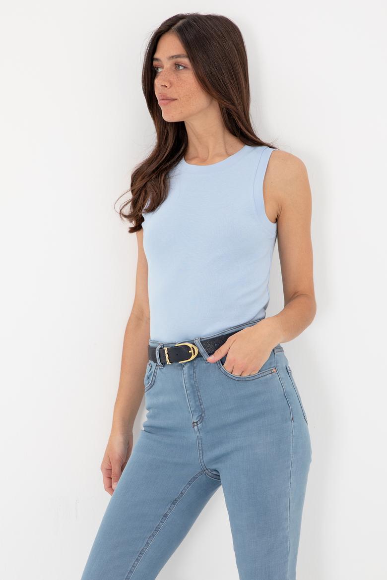 Kadın Açık Mavi Kolsuz Bisiklet Yaka Basic Tişört - 50305841102