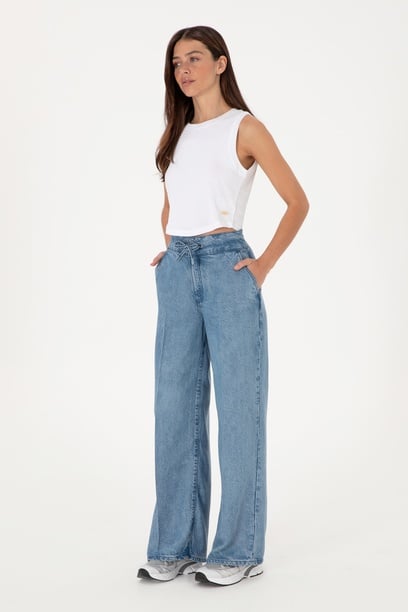 Kadın Açık Mavi Loose Fit Jean Pantolon