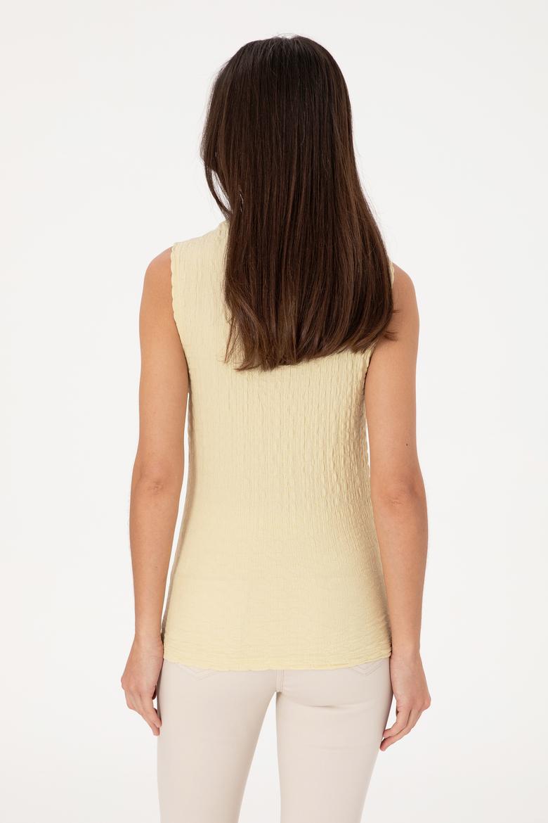 Kadın Açık Haki Kolsuz Dik Yaka Tişört - 50300749004