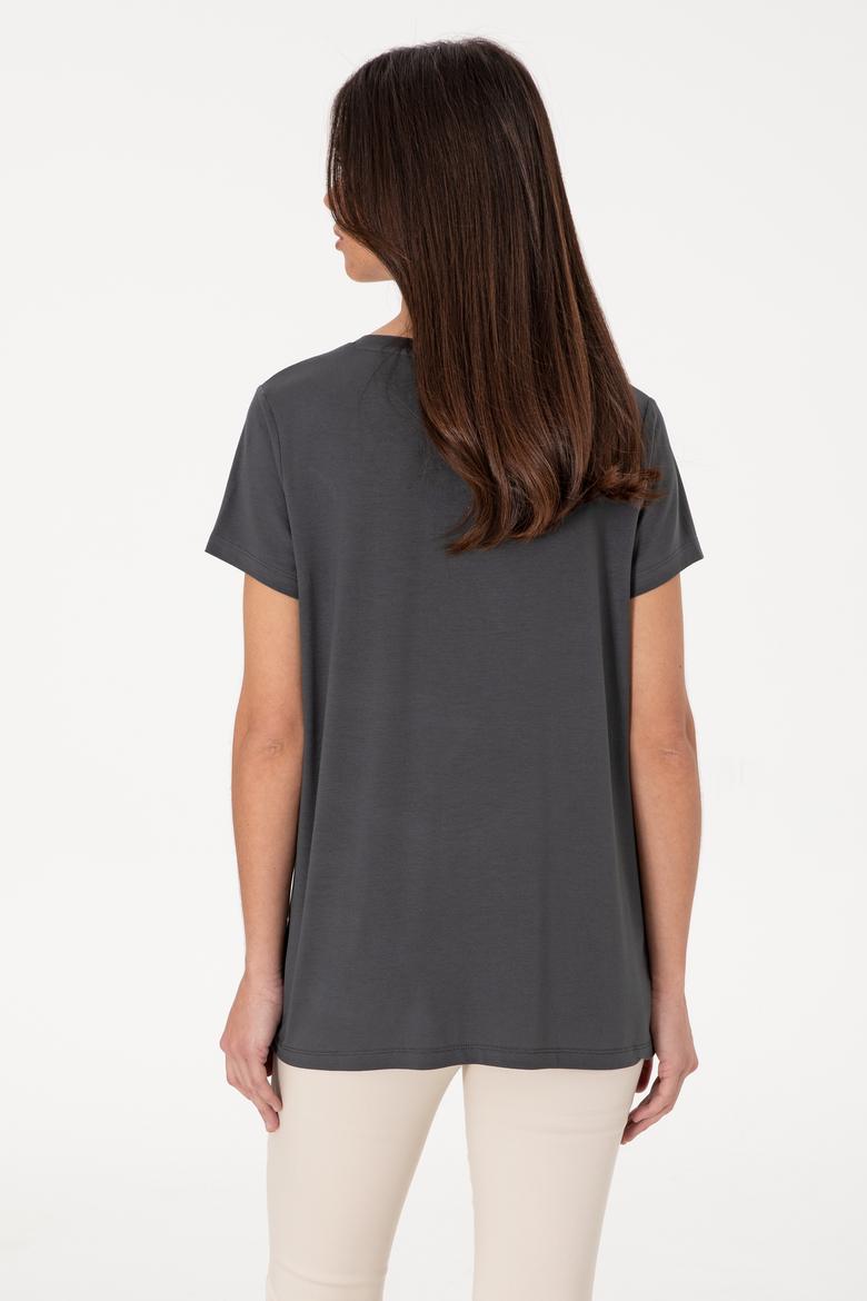 Kadın Antrasit V Yaka Basic Tişört - 50300829157