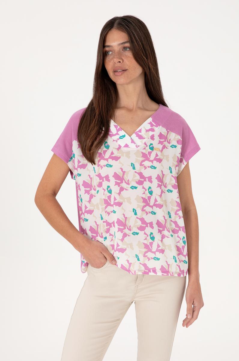 Kadın Fuşya Desenli V Yaka Tişört