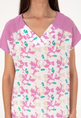 Kadın Fuşya Desenli V Yaka Tişört - 50301043004