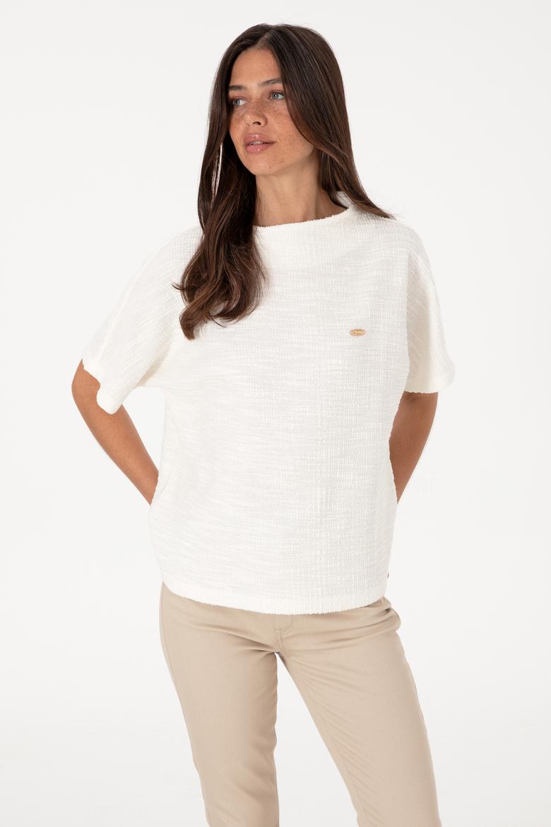 Kadın Ekru Dik Yaka Tişört - 50305889007