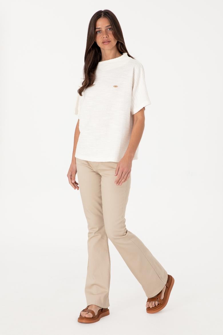 Kadın Ekru Dik Yaka Tişört - 50305889007