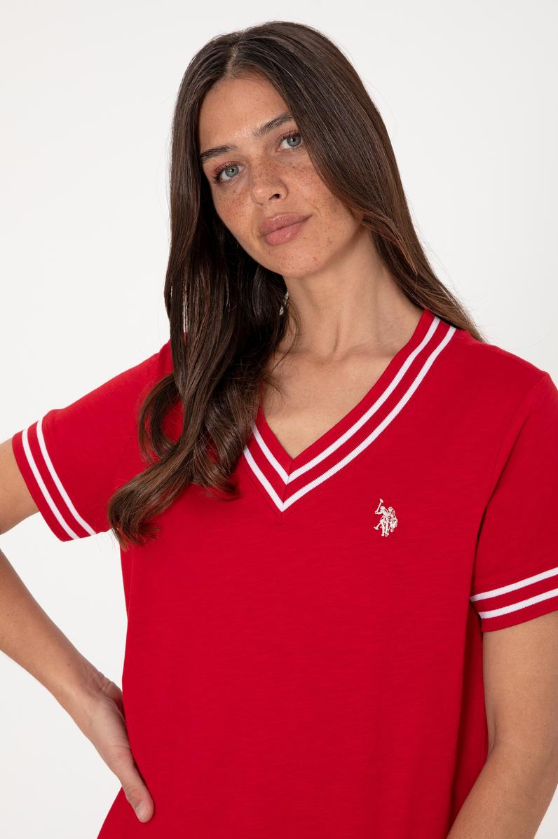 Kadın Kırmızı V Yaka Tişört