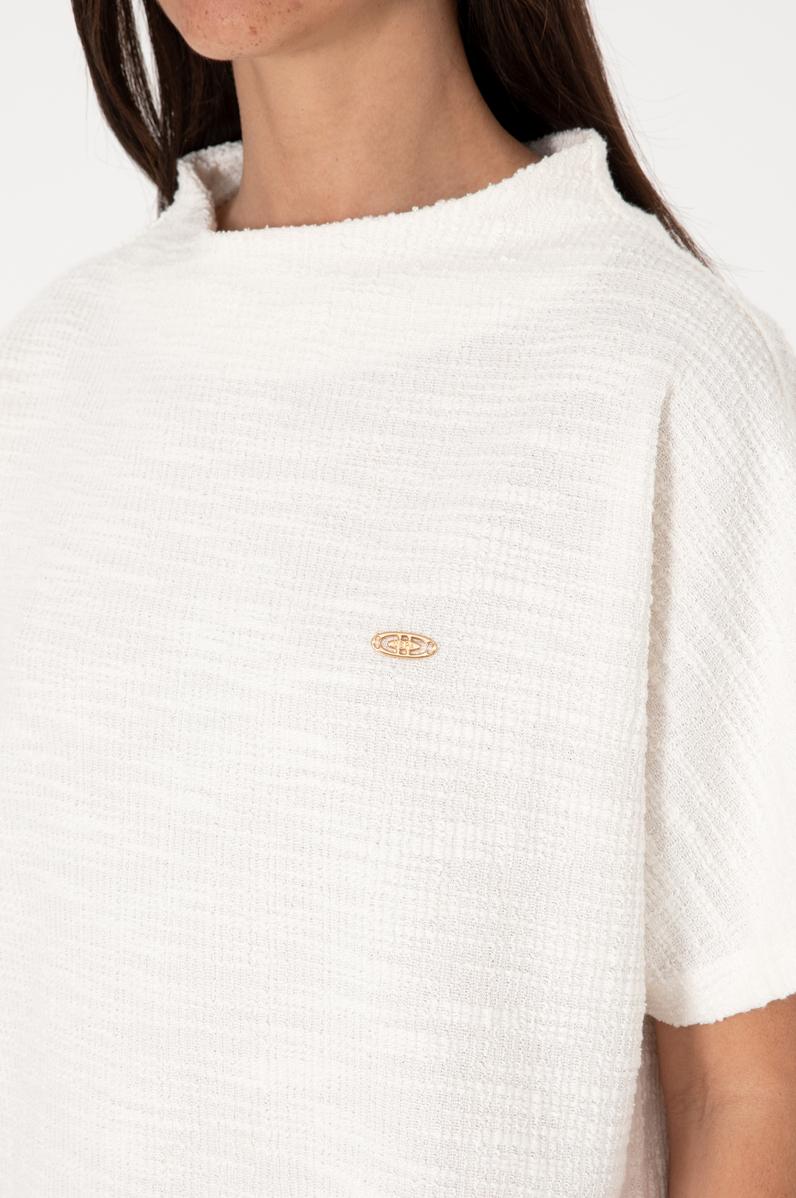 Kadın Ekru Dik Yaka Tişört