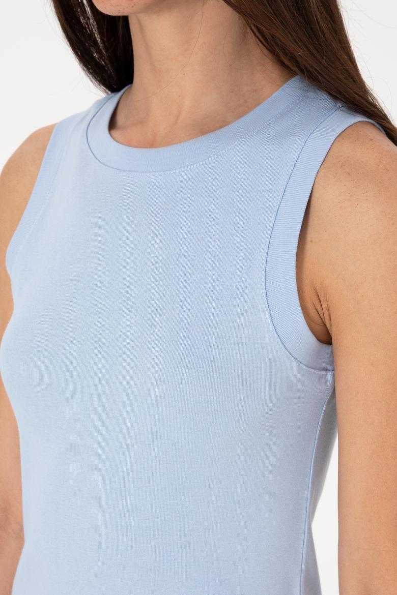 Kadın Açık Mavi Kolsuz Bisiklet Yaka Basic Tişört - 50300904004