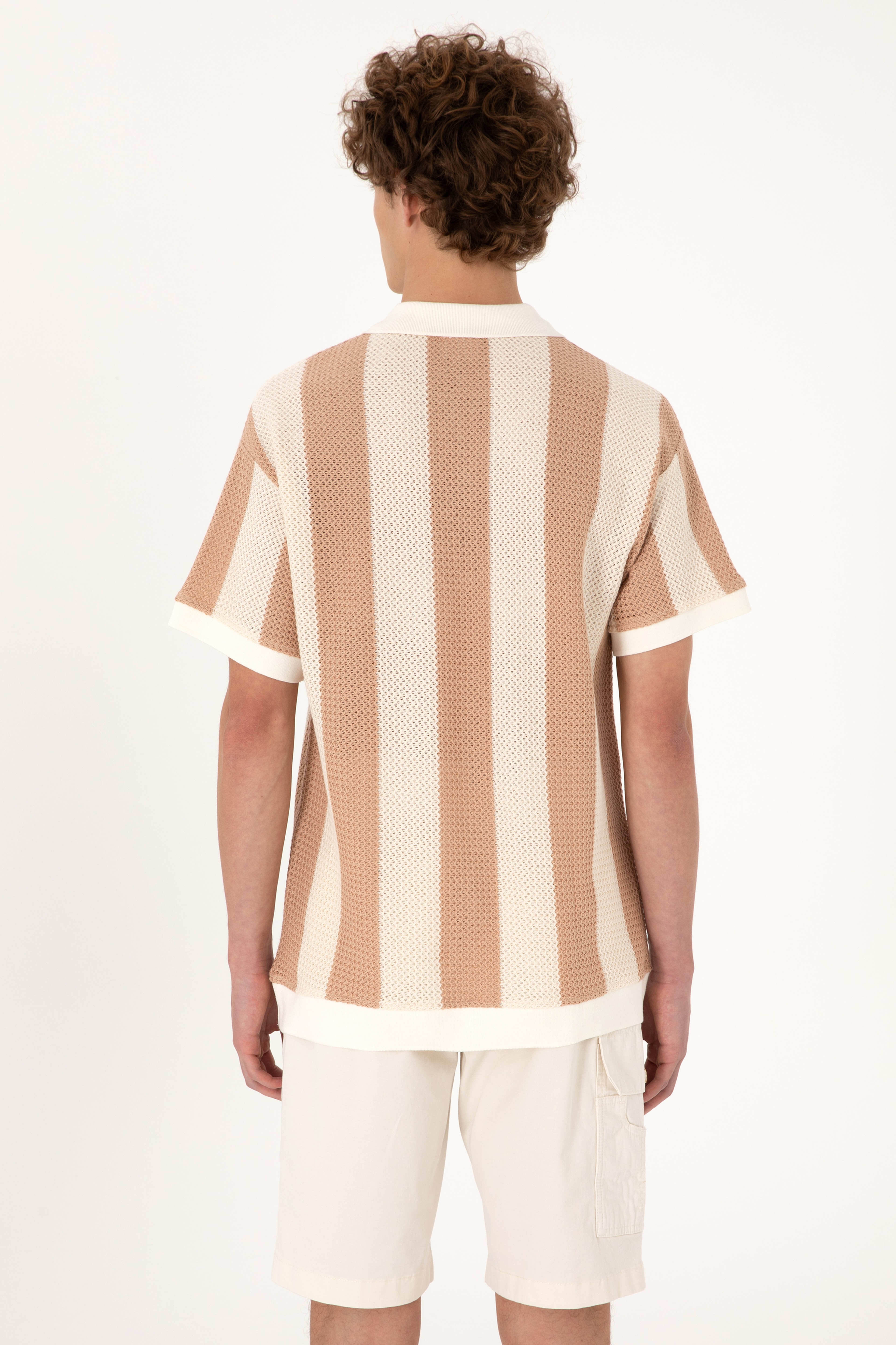 Erkek Comfort Fit Kaçık Yaka Camel Örgülü Tişört - Image 5
