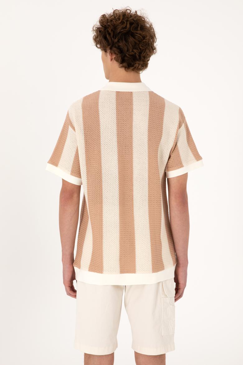 Erkek Comfort Fit Kaçık Yaka Camel Örgülü Tişört - 50300240032