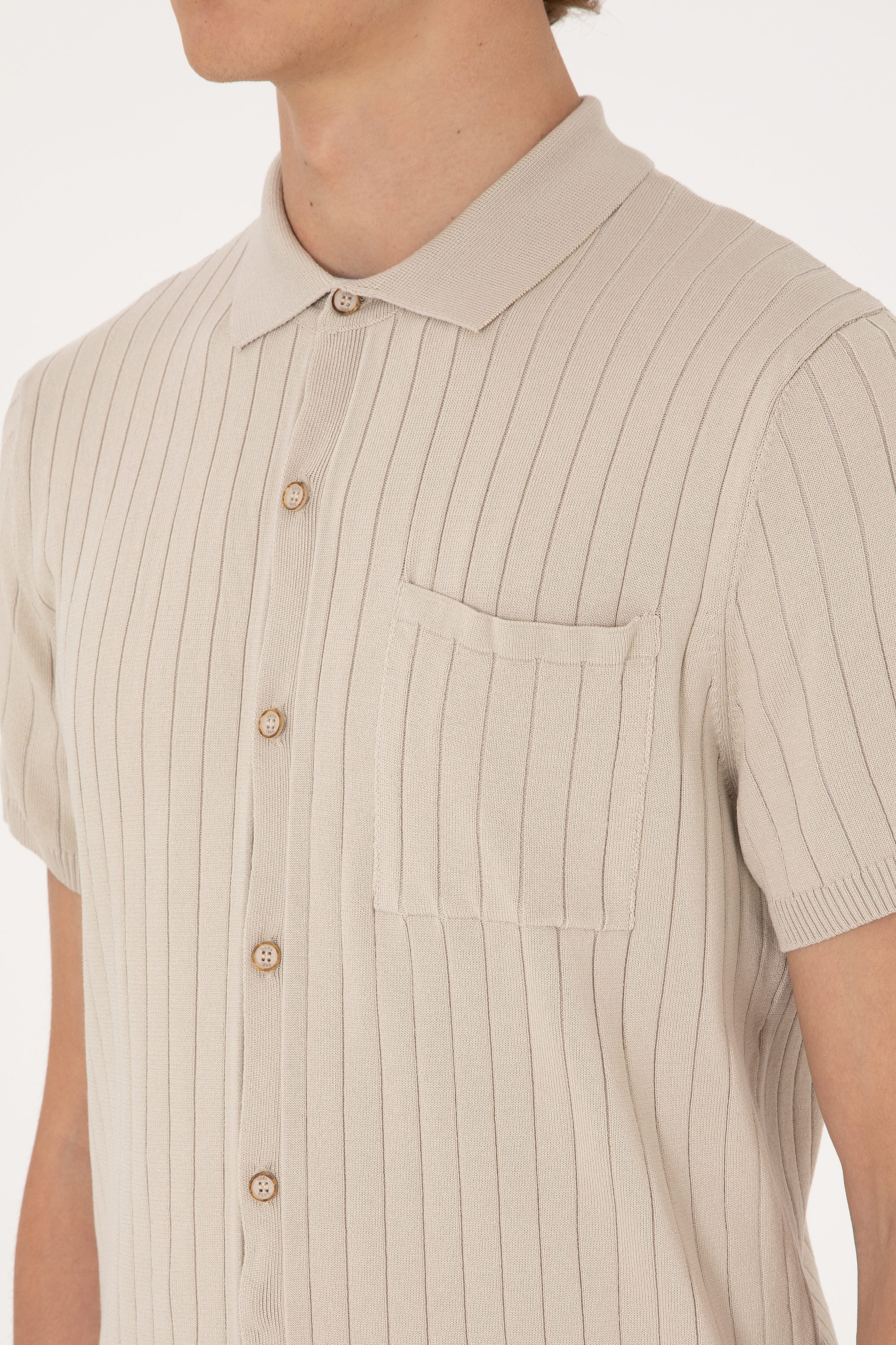 Erkek Slim Fit Taş Düğmeli Triko Tişört