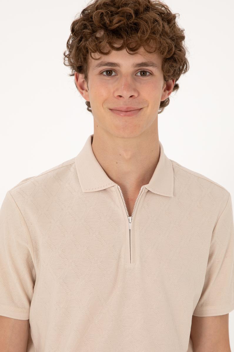 Erkek Regular Fit Fermuarlı Taş Desenli Tişört