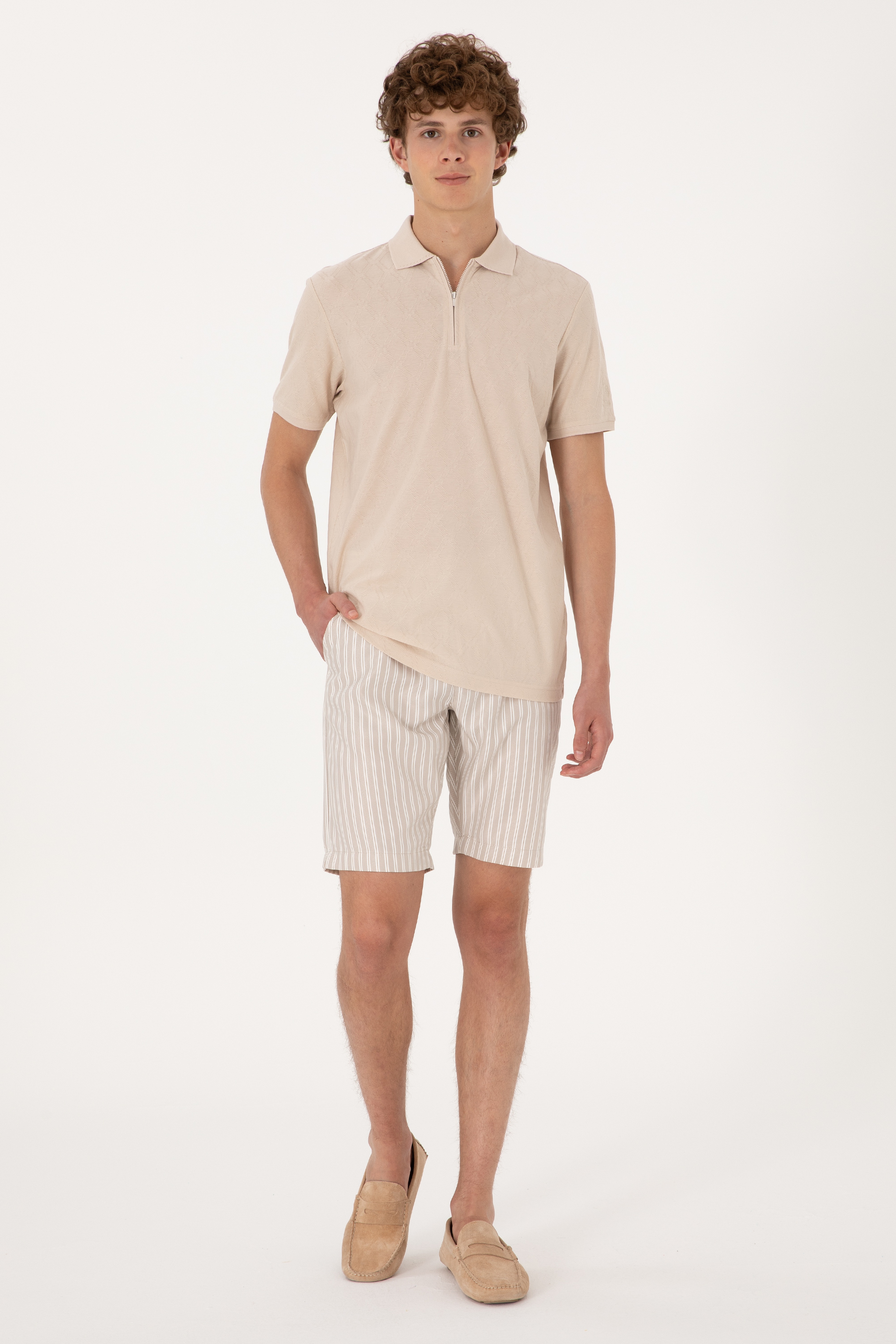 Erkek Regular Fit Fermuarlı Taş Desenli Tişört - Image 4