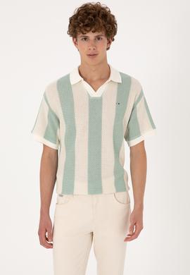 Erkek Comfort Fit Kaçık Yaka Camel Örgülü Tişört - 50300240029