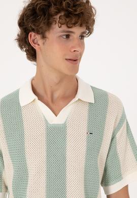 Erkek Comfort Fit Kaçık Yaka Camel Örgülü Tişört - 50300240029