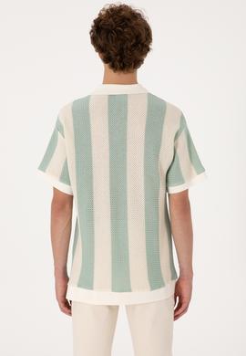 Erkek Comfort Fit Kaçık Yaka Camel Örgülü Tişört - 50300240029