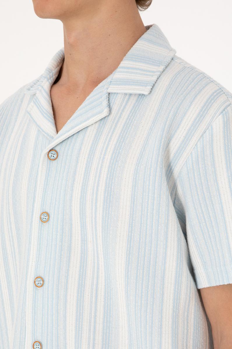 Erkek Açık Mavi Örme Gömlek