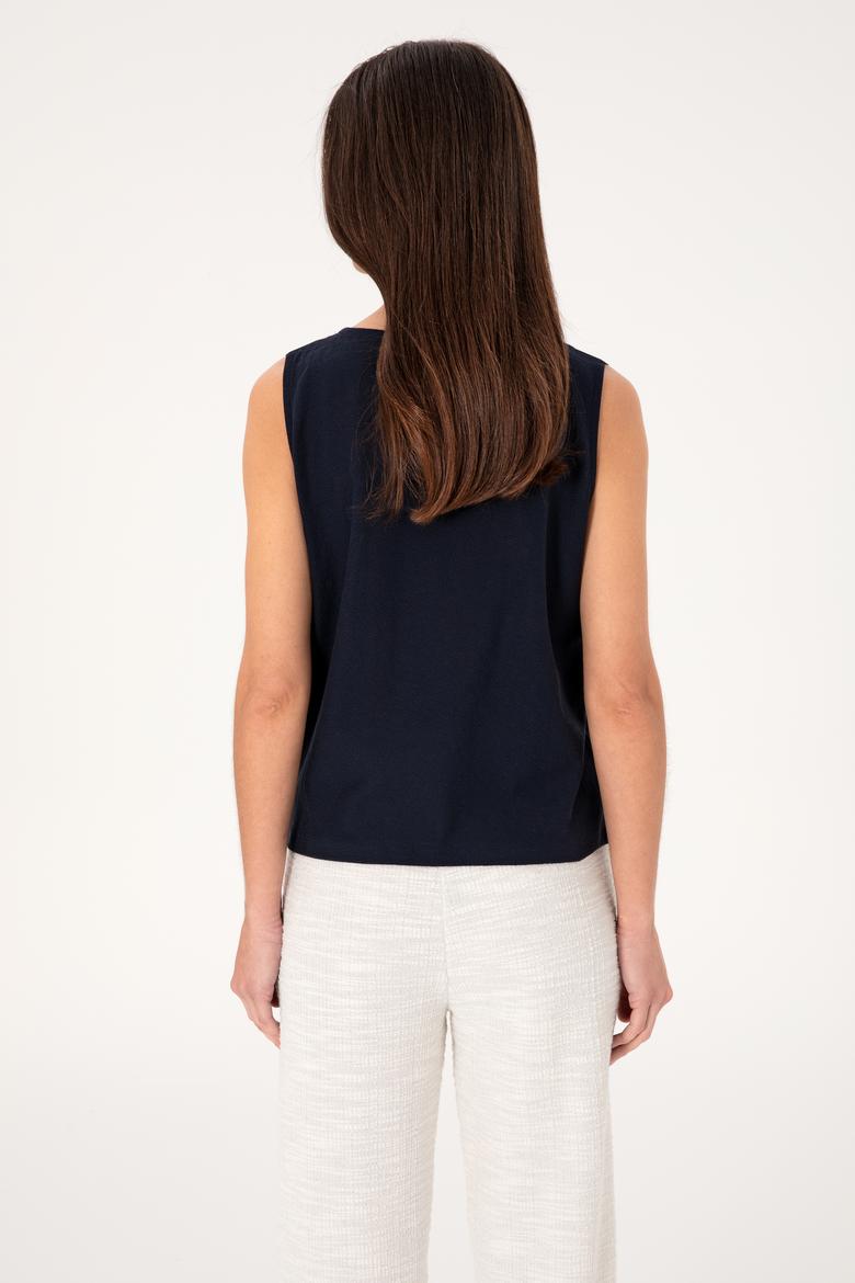 Kadın Lacivert Kolsuz V Yaka Tişört - 50300793009