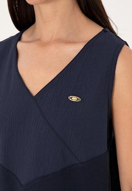 Kadın Lacivert Kolsuz V Yaka Tişört - 50300793009