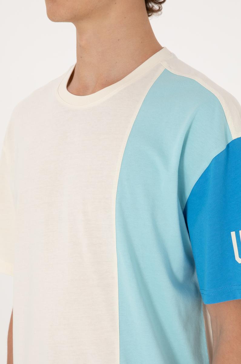 Erkek Comfort Fit Bisiklet Yaka Ekru Tişört