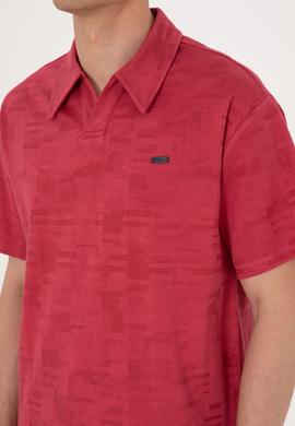 Erkek Comfort Fit Kaçık Yaka Vişne Tişört - 50303224023