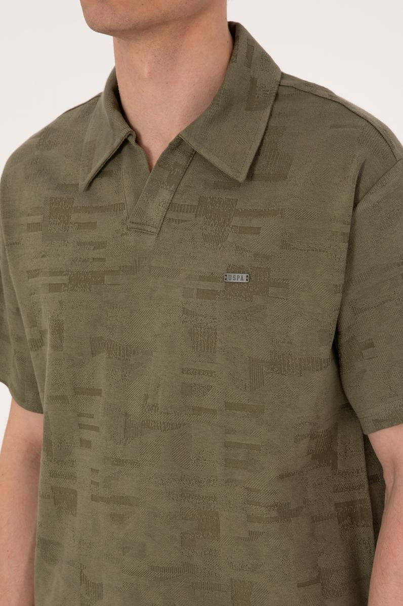 Erkek Comfort Fit Kaçık Yaka Koyu Haki Tişört