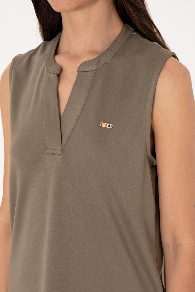 Kadın Vizon Kolsuz V Yaka Tişört - 50306736027