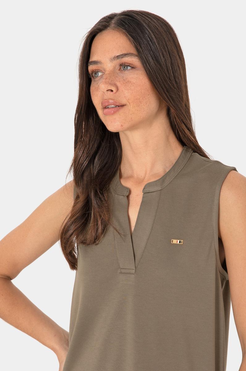 Kadın Vizon Kolsuz V Yaka Tişört