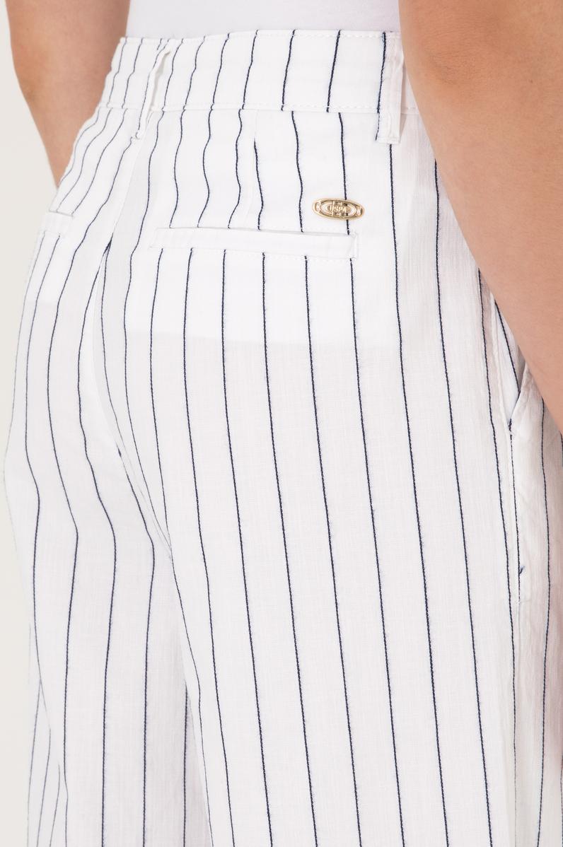 Kadın Beyaz Çizgili Loose Fit Kanvas Pantolon