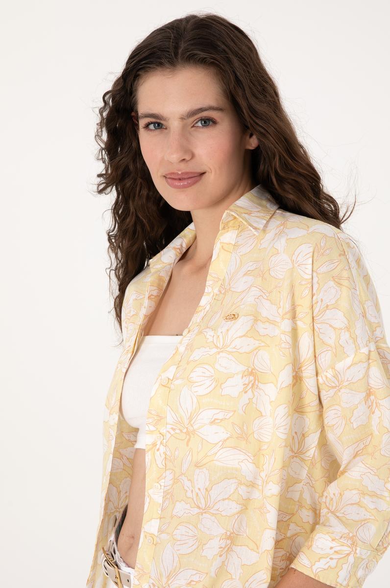 Kadın Açık Haki Keten Karışımlı Uzun Kollu Gömlek