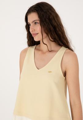 Kadın Açık Haki Kolsuz V Yaka Tişört - 50300672004