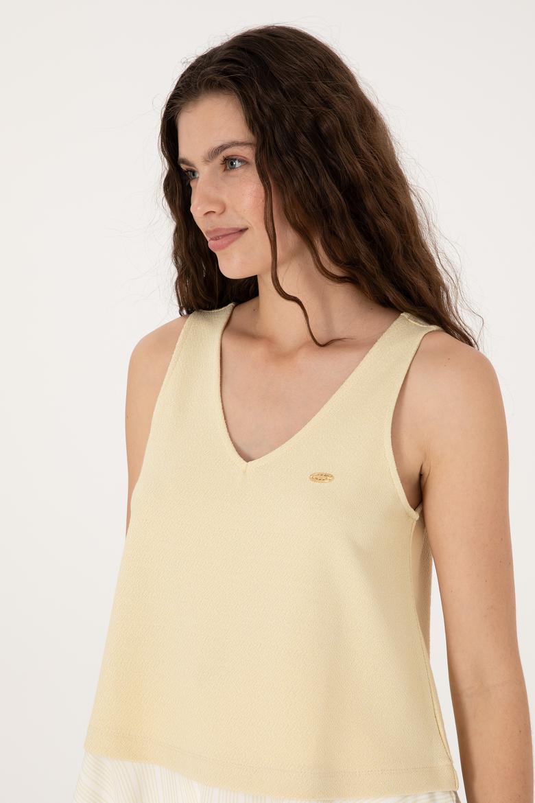 Kadın Açık Haki Kolsuz V Yaka Tişört - 50300672004