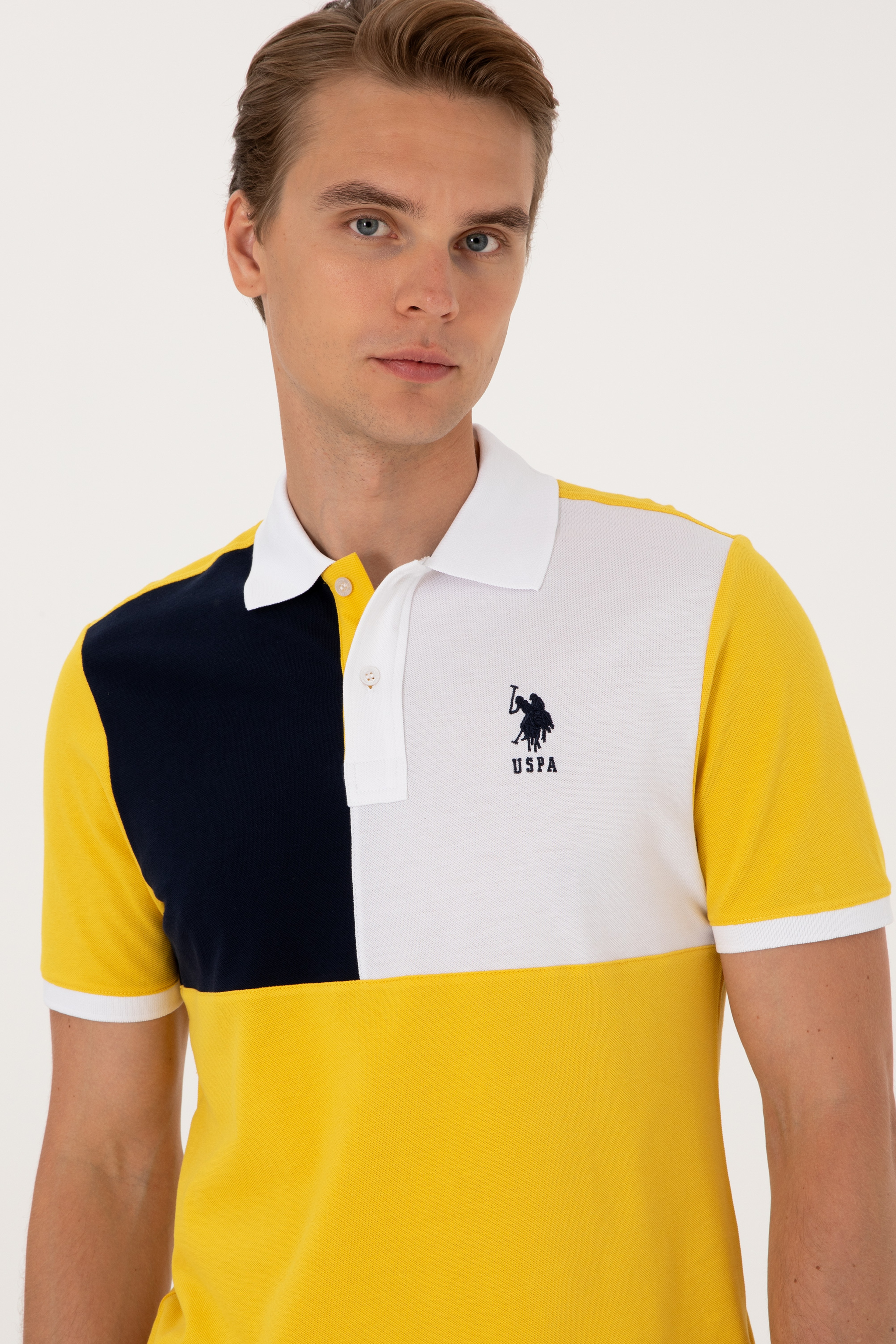 Erkek Regular Fit Polo Yaka Koyu Sarı Tişört - Image 2