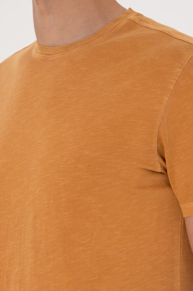 Erkek Hardal Basic Tişört