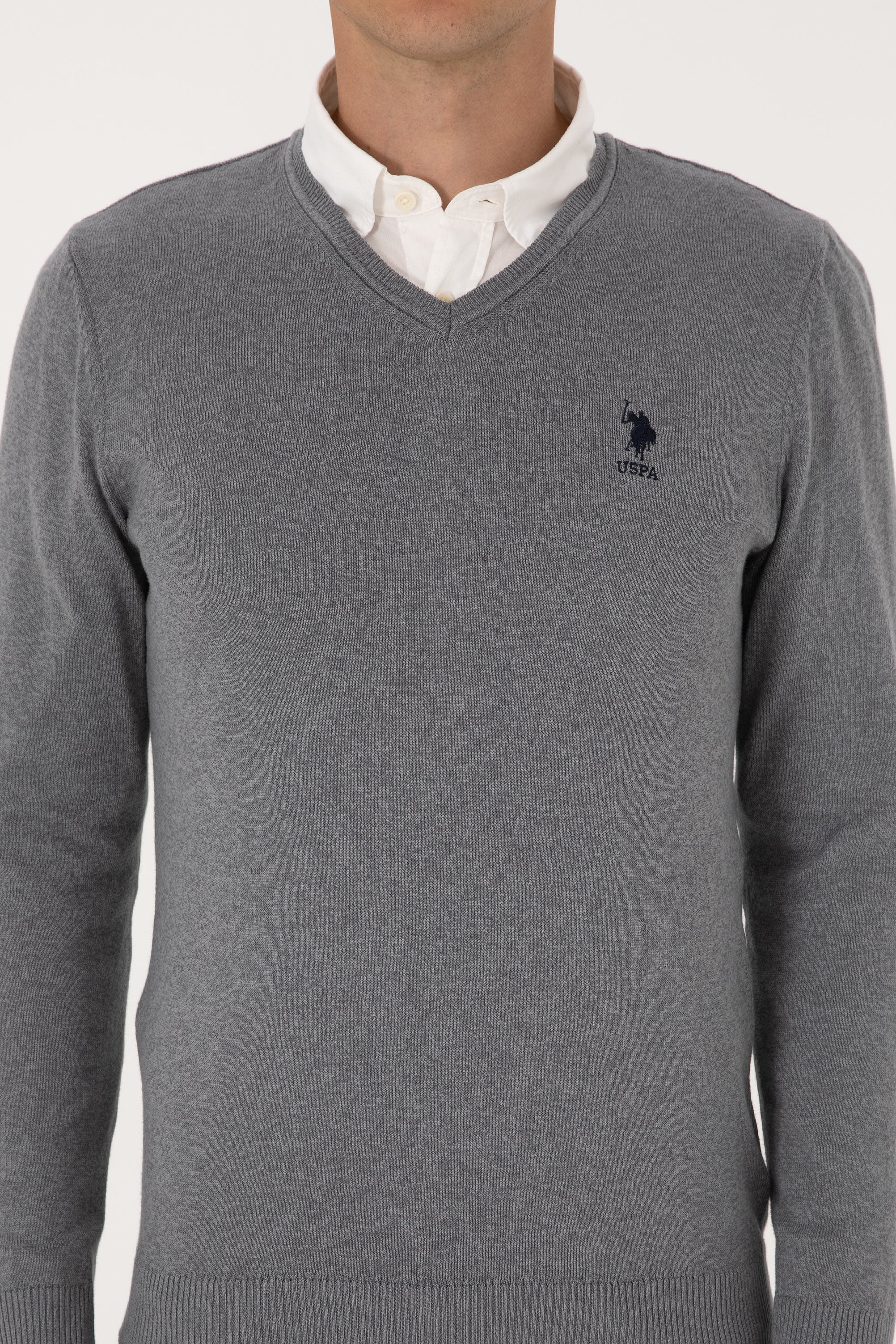 Erkek Slim Fit V Yaka Gri Melanj Basic Kazak