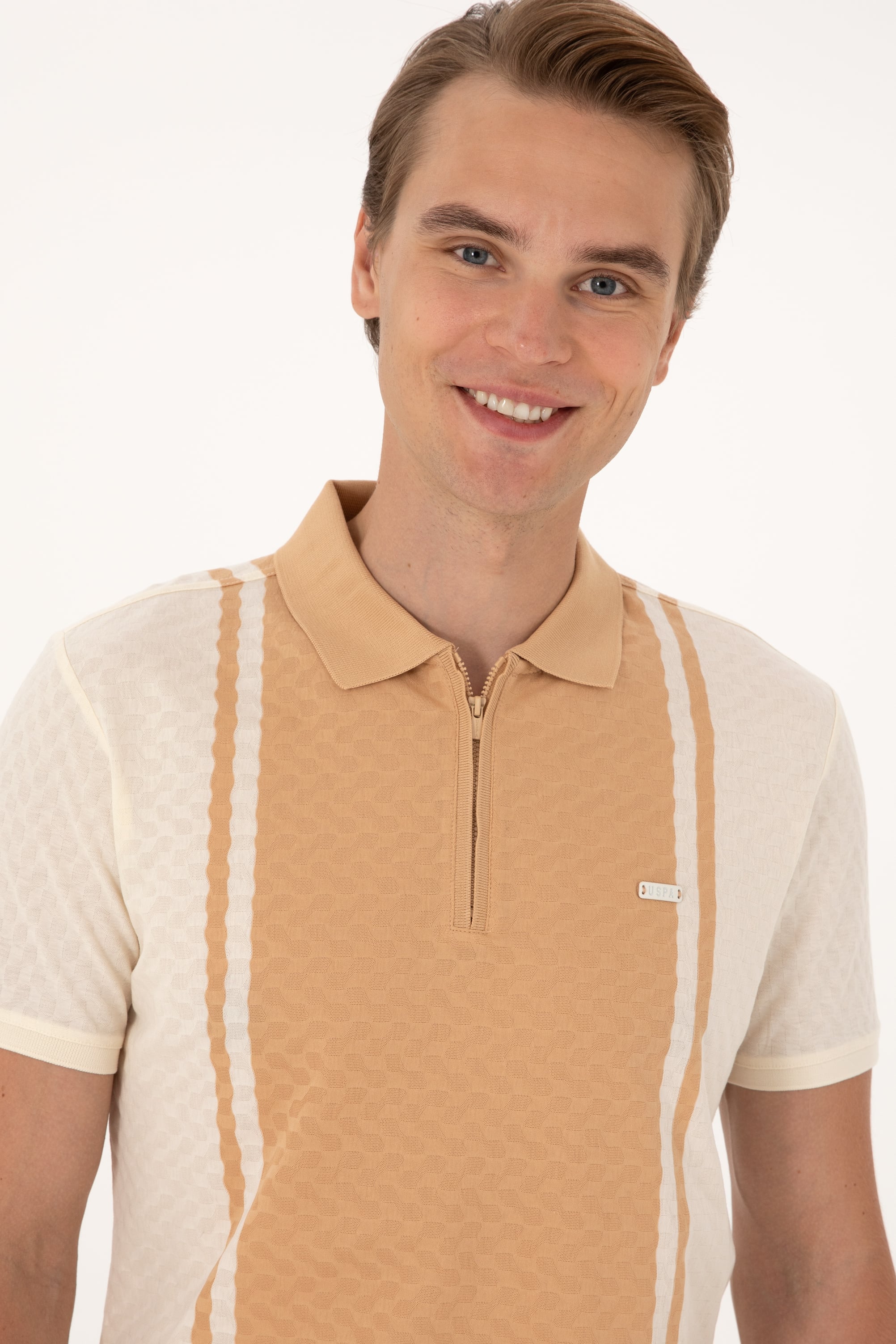 Erkek Regular Fit Ekru Polo Yaka Fermuarlı Tişört