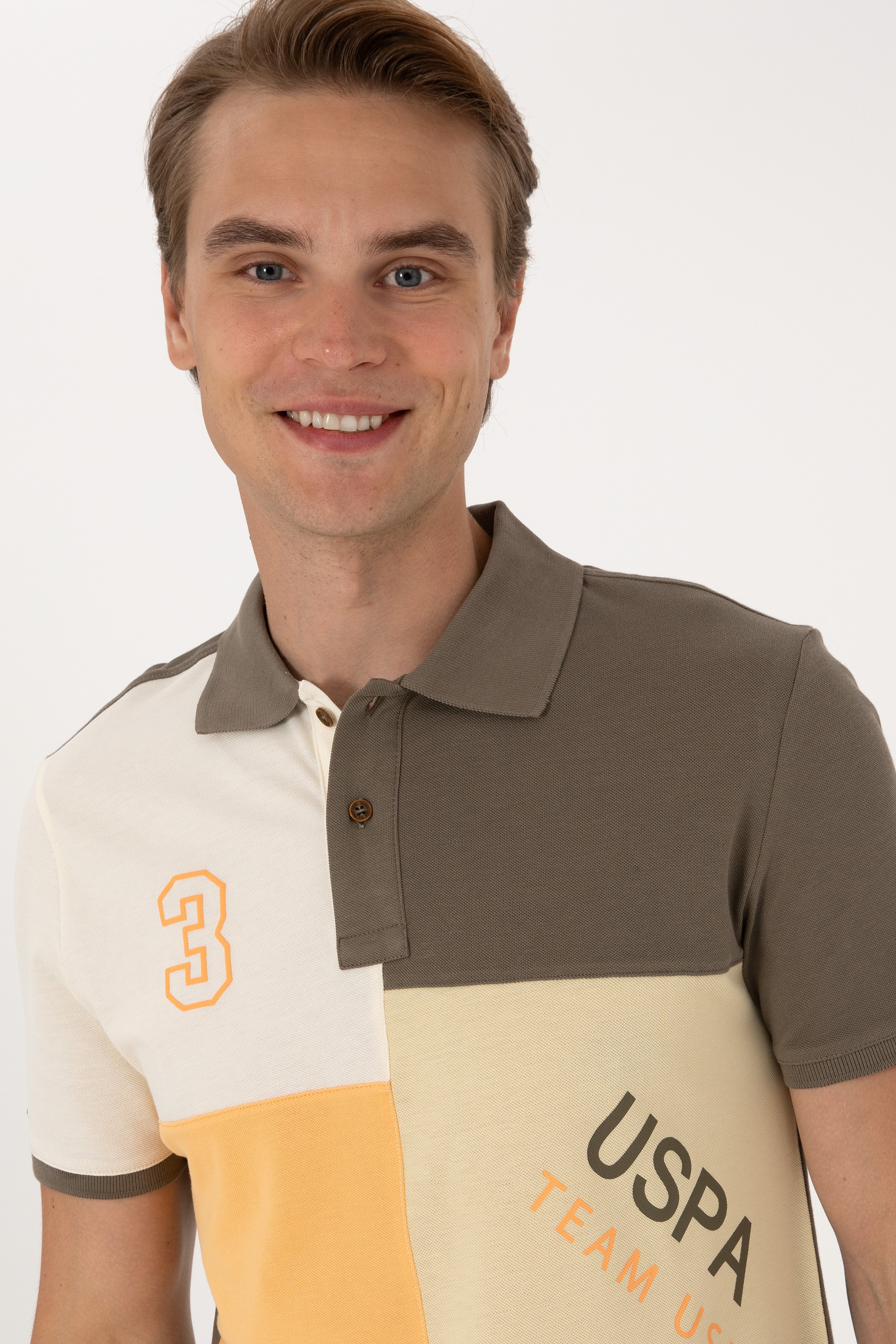 Erkek Regular Fit Açık Haki Polo Yaka Tişört - Image 2