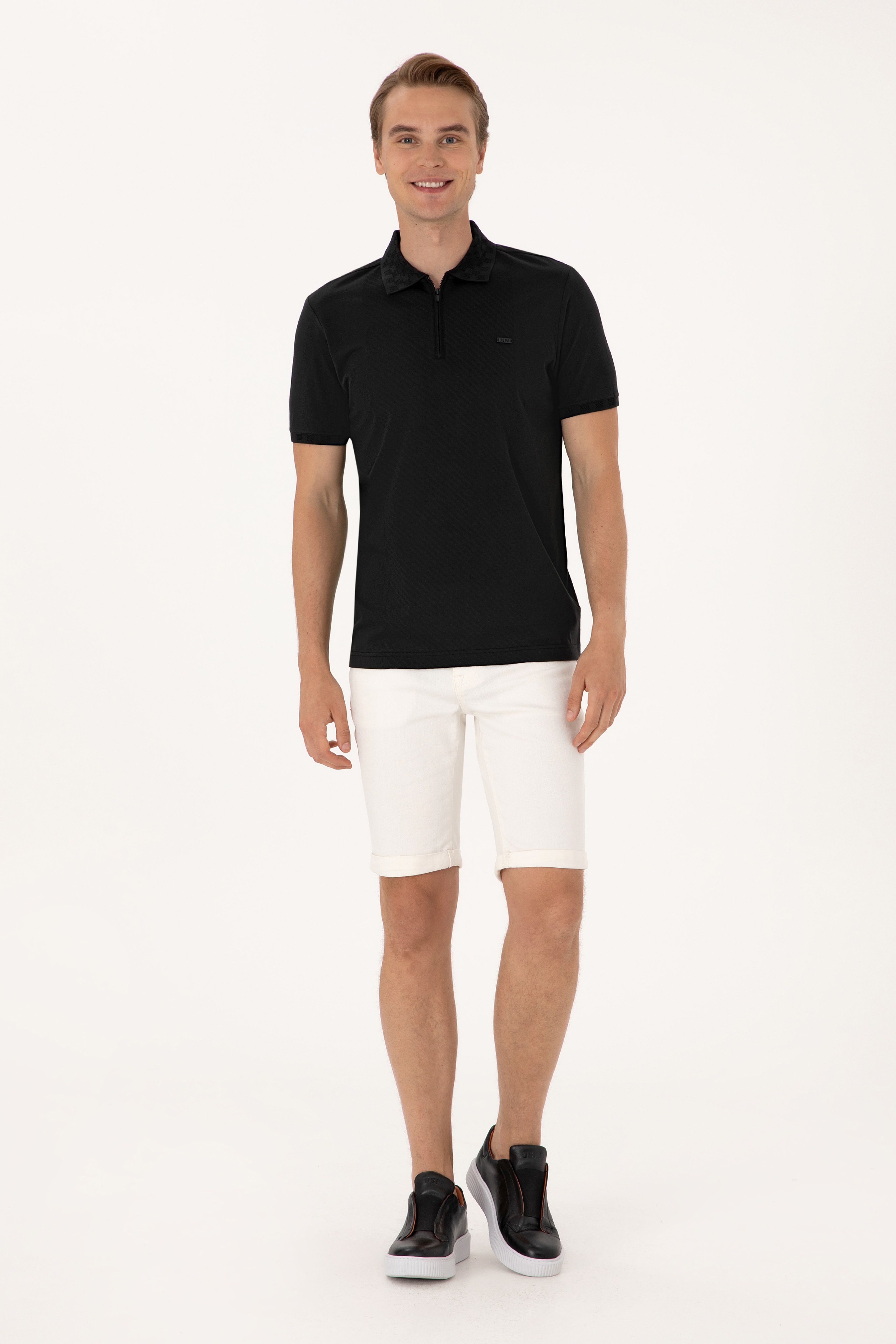 Erkek Regular Fit Siyah Polo Yaka Fermuarlı Tişört