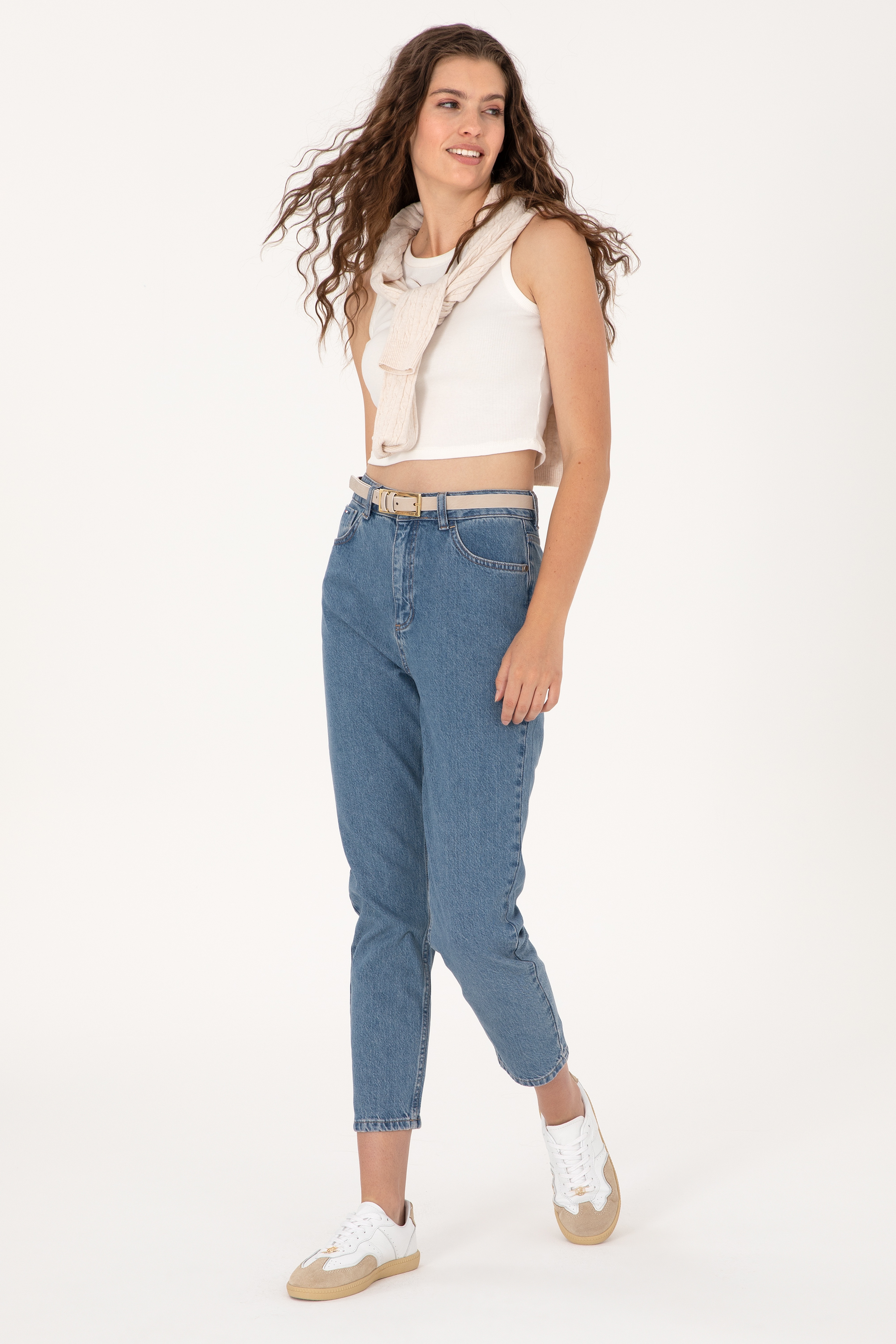 Kadın Açık Mavi Mom High Waist Fit Jean Pantolon - Image 3