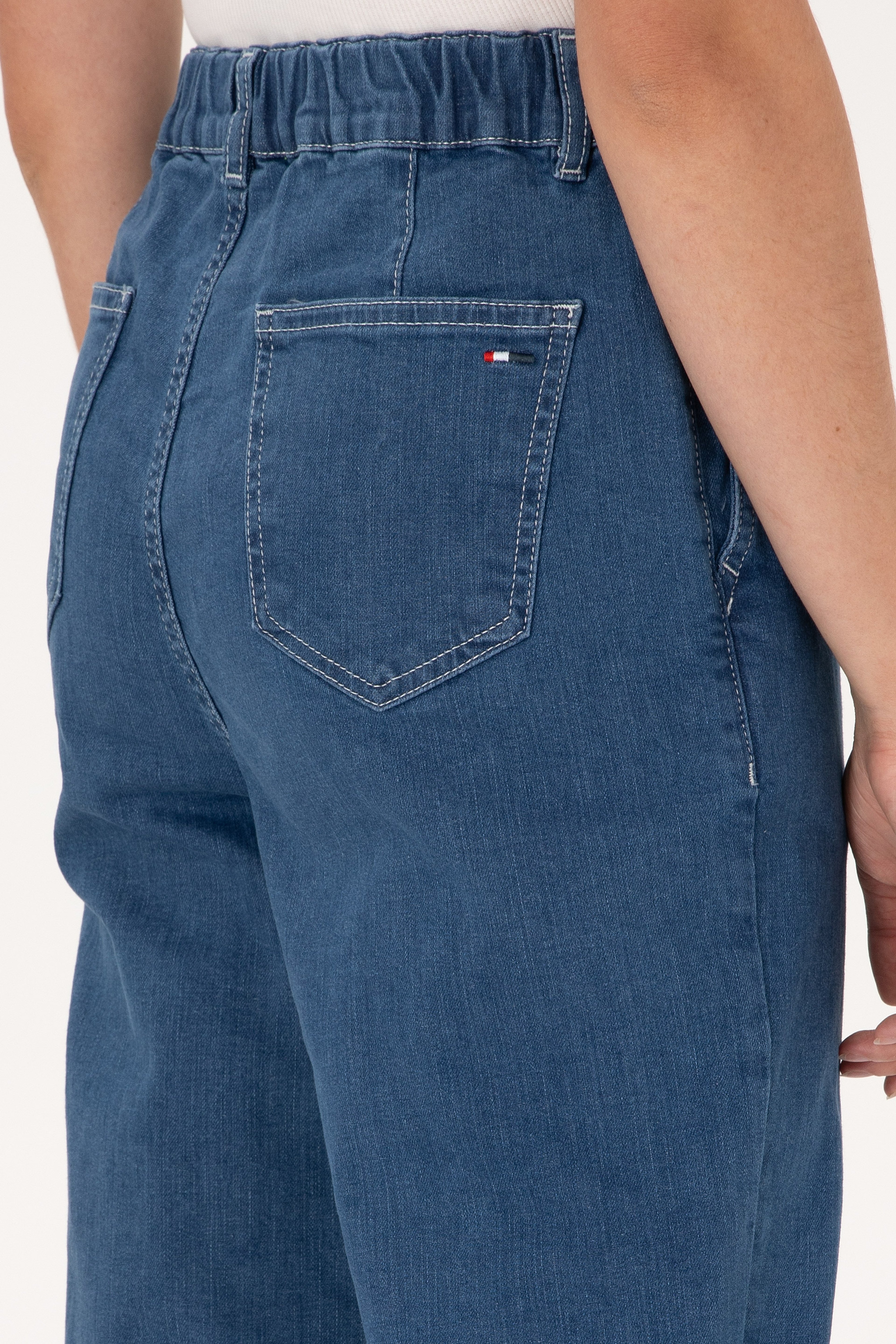 Kadın Açık Mavi Carrot Fit Jean Pantolon - Image 6